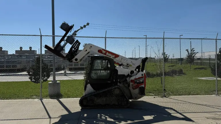 Chain Link Fence Repair